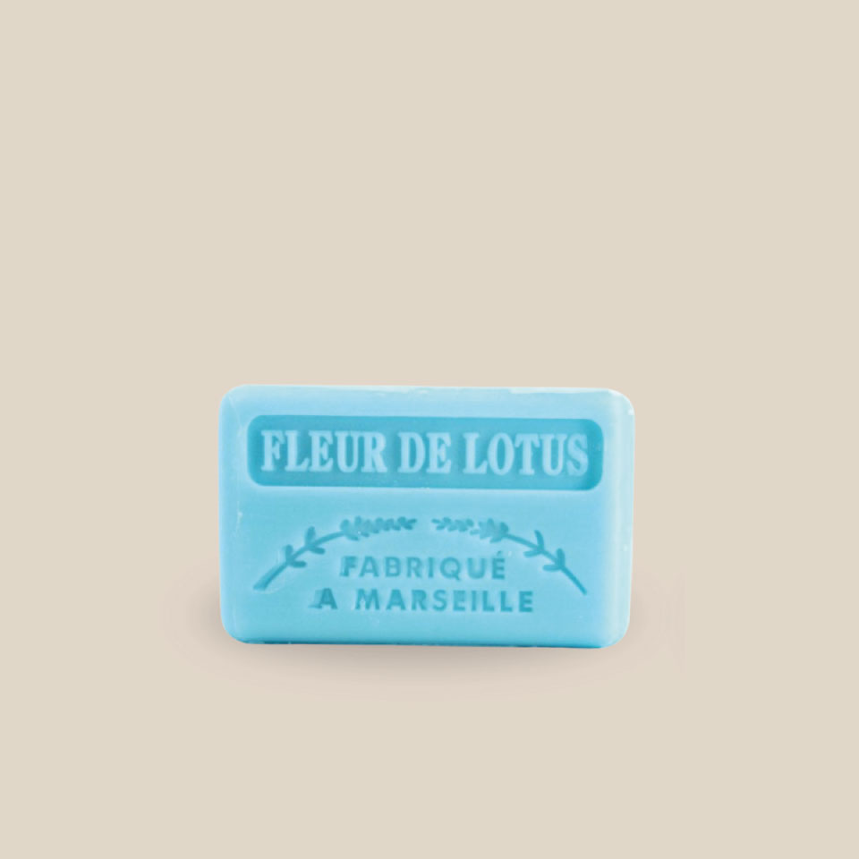 Savonnette Marseillaise – Beurre de karité Bio 125g – Fleur de Lotus – Image 3