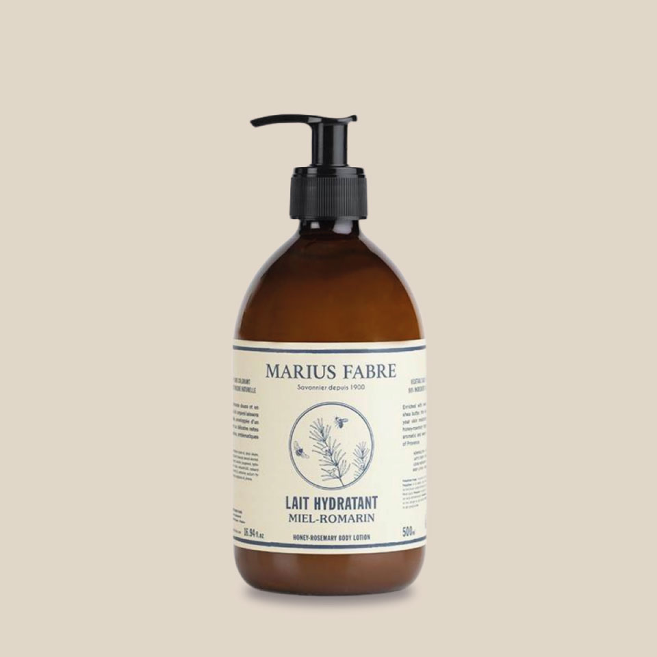 Photo produit : Lait hydratant pour le corps, parfumé coquelicot-raisin, vient dans une bouteille avec pompe. 500 ml