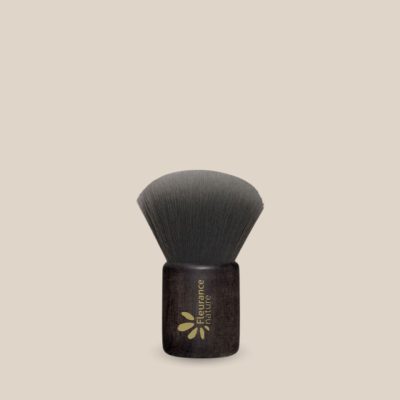 Kabuki makeup brush by Fleurance Nature